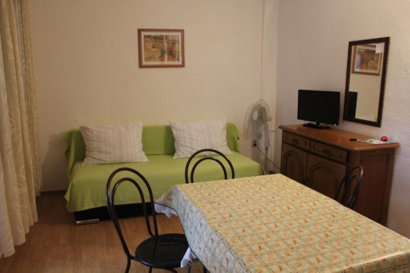 Apartments Mint Povljana - 50M From Sandy Beach Eksteriør billede